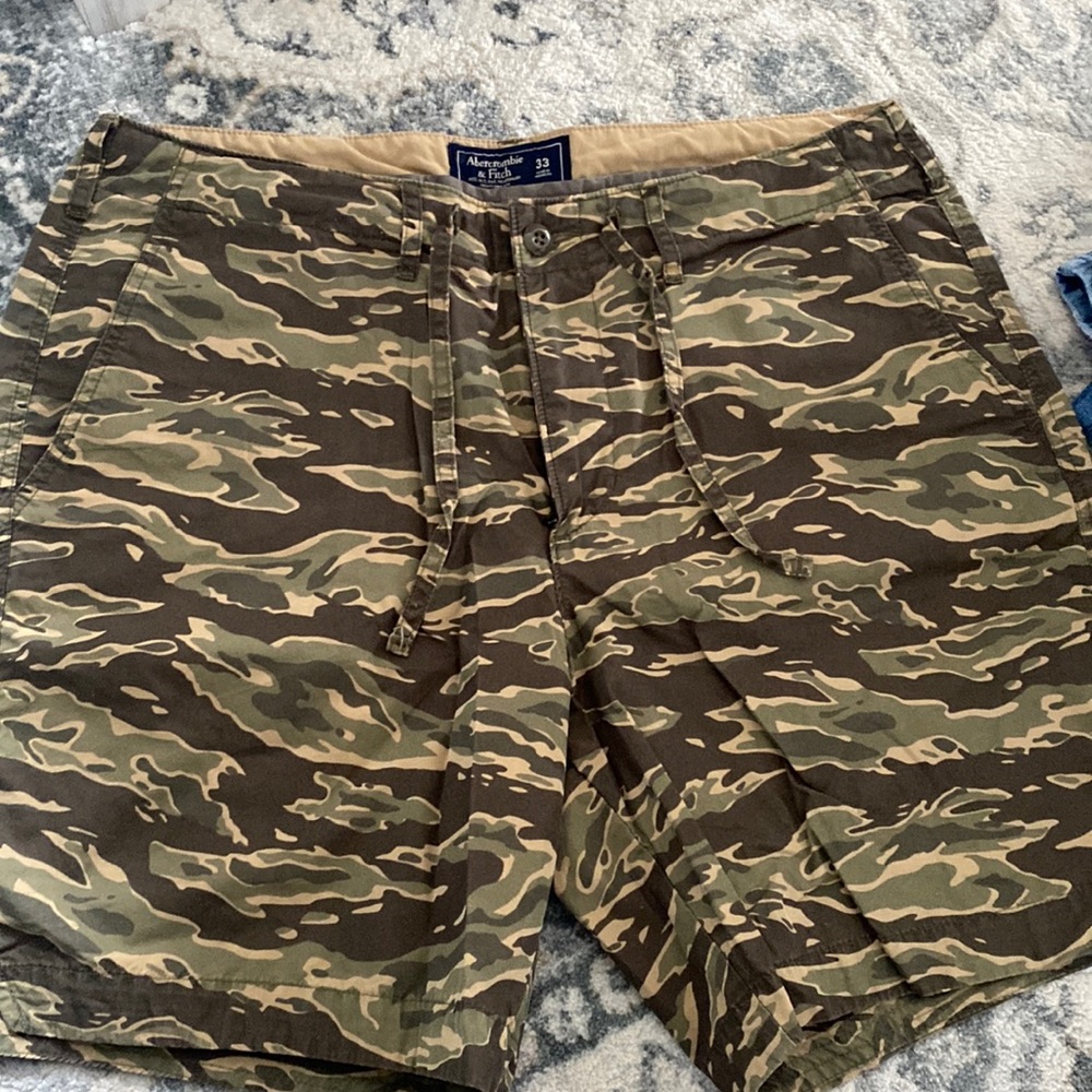 Mens Camouflage Shorts. Abercrombie & Fitch. Size 33